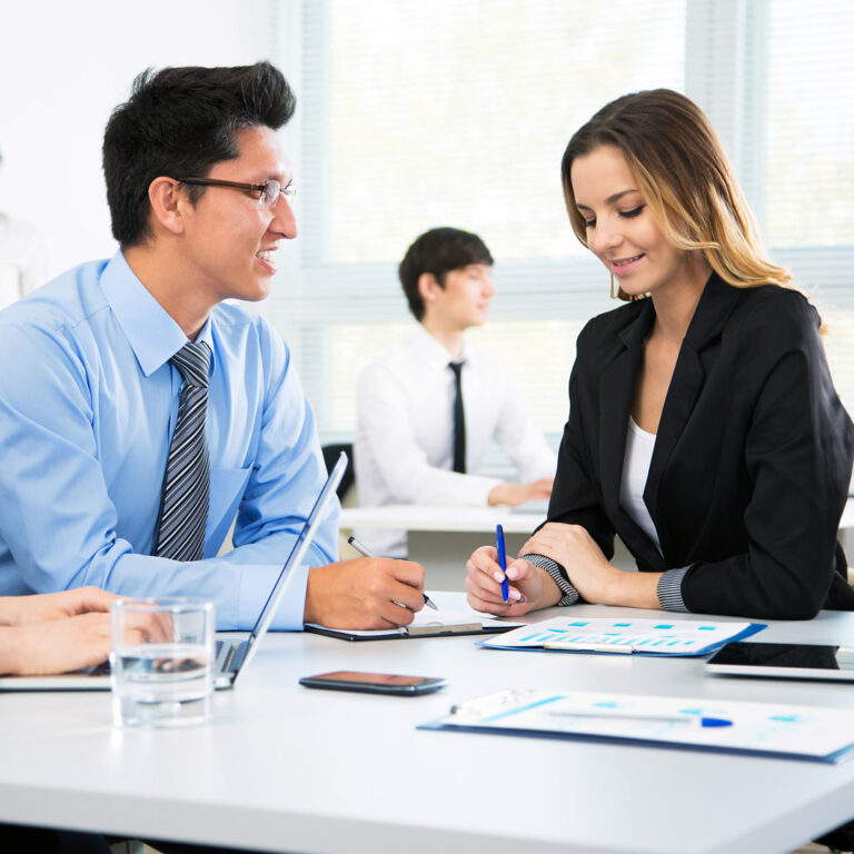 Group benefits consultant talking to an HR employee